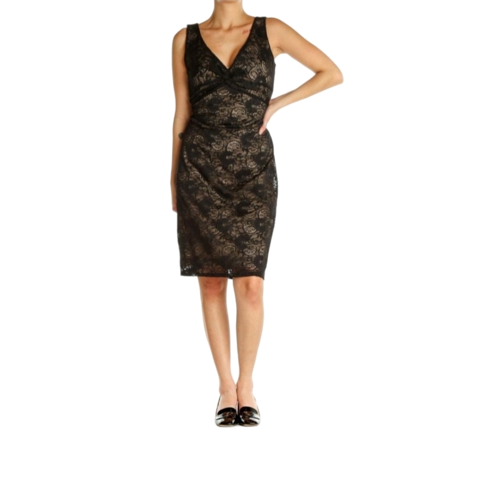 Laundry by Shelli Segal Black Lace Cocktail Dress.